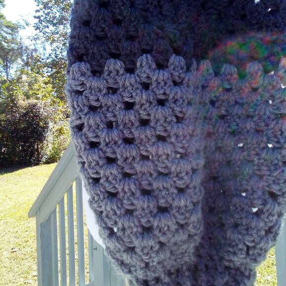 Handed Crafted Hexagon Cardigan, Size Large, Color Medium Gray and Dark Gray. - Picture 4 of 6